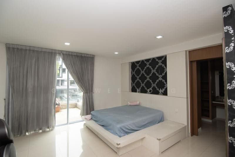 Kechubong Terrace, Jalan Kechubong, Seletar / Yio Chu Kang, 5 Bedrooms, 6,200 sqft, Detached House For Sale, by Goh Wee Hong, 500253444 - Bedroom - PropertyGuru.com.sg