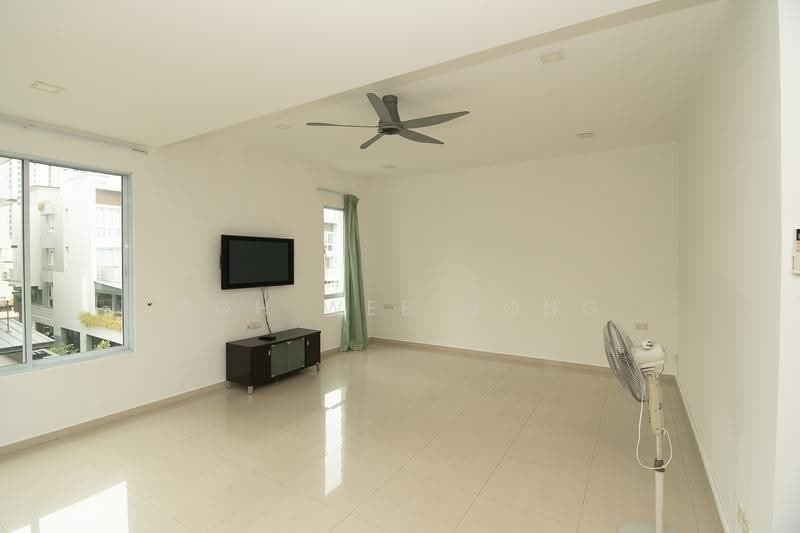 Kechubong Terrace, Jalan Kechubong, Seletar / Yio Chu Kang, 5 Bedrooms, 6,200 sqft, Detached House For Sale, by Goh Wee Hong, 500253444 - Living Room - PropertyGuru.com.sg