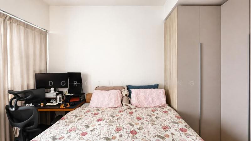 E Maisons (The Maisons), 28 Braddell Road, Macpherson / Potong Pasir, 2 Bedrooms, 936 sqft, Apartment For Rent, by Dorothy Khong, 500253446 - Master Bedroom - PropertyGuru.com.sg
