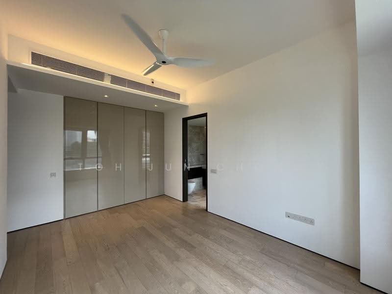 Centennia Suites, 100 Kim Seng Road, Orchard / River Valley, 4 Bedrooms, 2,303 sqft, Condominium For Rent, by Toh Jun Chong, 500253450 - Bedroom - PropertyGuru.com.sg
