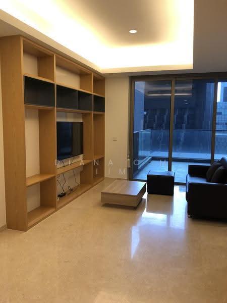 Cairnhill Nine, 15 Cairnhill Road, Orchard / River Valley, 2 Bedrooms, 1,033 sqft, Condominium For Rent, by Diana C M Lim, 500253488 - Living Room - PropertyGuru.com.sg