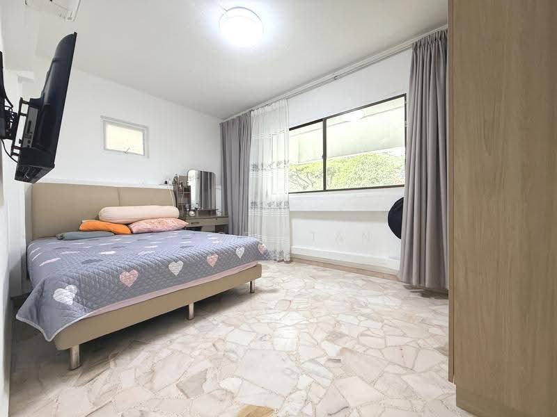 545 Jurong West Street 42, 545 Jurong West Street 42, Boon Lay / Jurong / Tuas, 3 Bedrooms, 1,119 sqft, HDB Flat For Sale, by Nigel Tan, 500253495 - Bedroom - PropertyGuru.com.sg