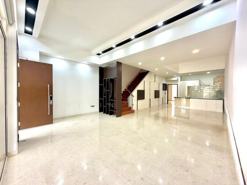 Luxus Hills | The Estate, Luxus Hill Drive, Seletar / Yio Chu Kang, 5 Bedrooms, 3,600 sqft, Terraced House For Rent, by Kelvin Thong, 500253497 - PropertyGuru.com.sg