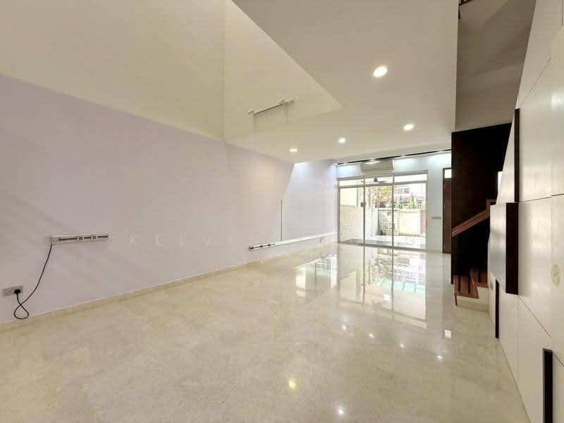 Luxus Hills | The Estate, Luxus Hill Drive, Seletar / Yio Chu Kang, 5 Bedrooms, 3,600 sqft, Terraced House For Rent, by Kelvin Thong, 500253497 - PropertyGuru.com.sg