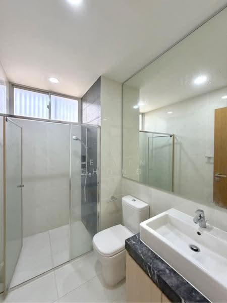 Luxus Hills | The Estate, Luxus Hill Drive, Seletar / Yio Chu Kang, 5 Bedrooms, 3,600 sqft, Terraced House For Rent, by Kelvin Thong, 500253497 - PropertyGuru.com.sg