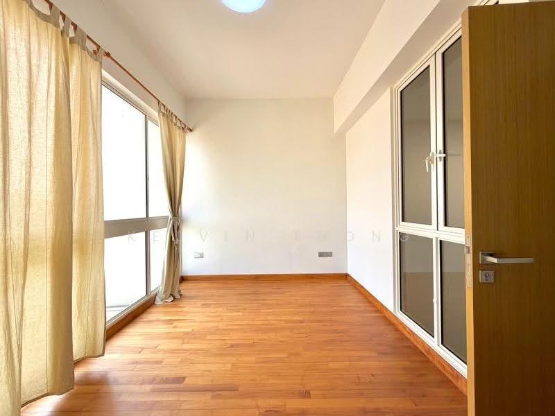 Luxus Hills | The Estate, Luxus Hill Drive, Seletar / Yio Chu Kang, 5 Bedrooms, 3,600 sqft, Terraced House For Rent, by Kelvin Thong, 500253497 - PropertyGuru.com.sg