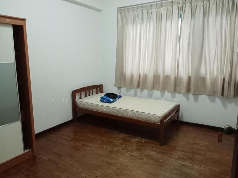 Stratford Court, 41A Bedok Ria Crescent, Bedok / Upper East Coast, 2 Bedrooms, 915 sqft, Condominium For Rent, by Anni Kum 甘岸霓, 500253498 - PropertyGuru.com.sg