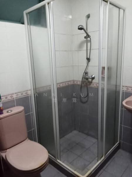 Stratford Court, 41A Bedok Ria Crescent, Bedok / Upper East Coast, 2 Bedrooms, 915 sqft, Condominium For Rent, by Anni Kum 甘岸霓, 500253498 - PropertyGuru.com.sg