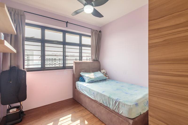 470B Fernvale Link, 470B Fernvale Link, Seletar / Yio Chu Kang, 3 Bedrooms, 1,001 sqft, HDB Flat For Sale, by Gracia Ow, 500253501 - Bedroom - PropertyGuru.com.sg