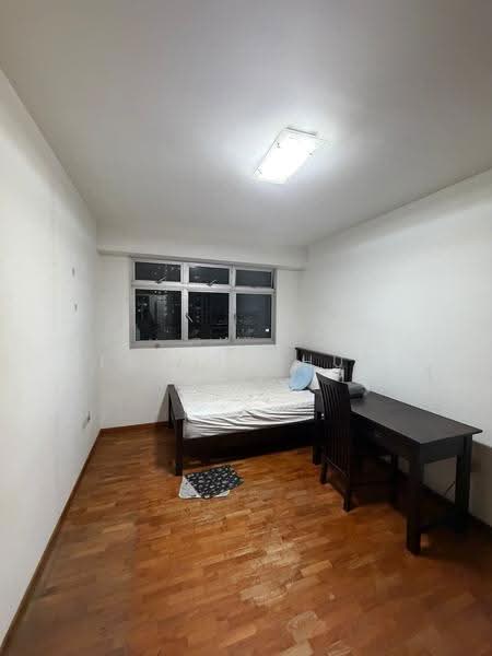 22 Teban Gardens Road, 22 Teban Gardens Road, Boon Lay / Jurong / Tuas, 3 Bedrooms, 1,270 sqft, HDB Flat For Rent, by Edwin Phua, 500253502 - Bedroom - PropertyGuru.com.sg