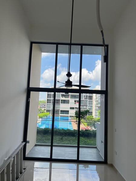 The Gazania, 5 How Sun Drive, Hougang / Punggol / Sengkang, 2 Bedrooms, 678 sqft, Condominium For Sale, by Alex Chuah, 500253513 - Balcony - PropertyGuru.com.sg