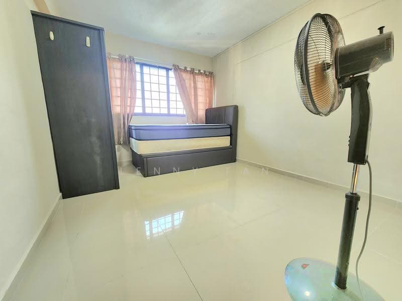 532 Jurong West Street 52, 532 Jurong West Street 52, Boon Lay / Jurong / Tuas, Room Rental, 250 sqft, HDB Flat For Rent, by Lenny Tan, 500253514 - Bedroom - PropertyGuru.com.sg