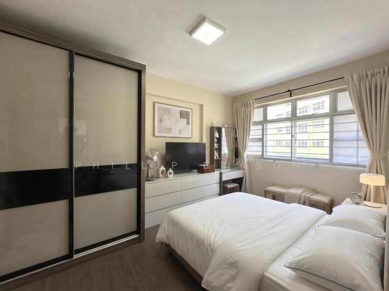 441C Bukit Batok West Avenue 8, 441C Bukit Batok West Avenue 8, Dairy Farm / Bukit Panjang / Choa Chu Kang, 2 Bedrooms, 721 sqft, HDB Flat For Sale, by Phillip Bryson, 500253529 - Bedroom - PropertyGuru.com.sg