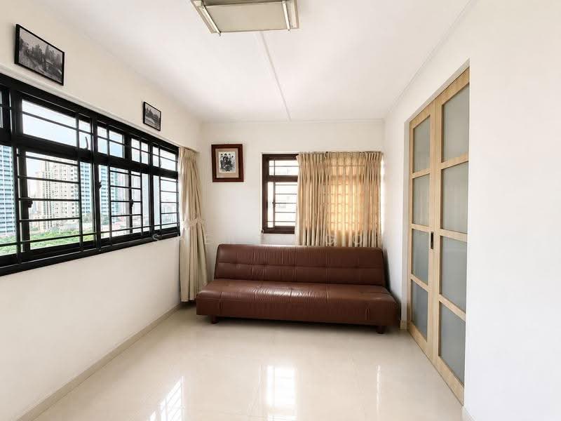 4B Boon Tiong Road, 4B Boon Tiong Road, Alexandra / Commonwealth, 4 Bedrooms, 1,238 sqft, HDB Flat For Sale, by Sherry Goh, 500253532 - Living Room - PropertyGuru.com.sg
