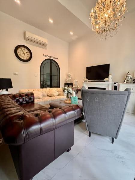 Springhill, Sembawang Walk, Sembawang / Yishun, 5 Bedrooms, 3,014 sqft, Terraced House For Sale, by Patrick Koh, 500253535 - Living Room - PropertyGuru.com.sg