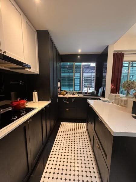 Springhill, Sembawang Walk, Sembawang / Yishun, 5 Bedrooms, 3,014 sqft, Terraced House For Sale, by Patrick Koh, 500253535 - Kitchen - PropertyGuru.com.sg
