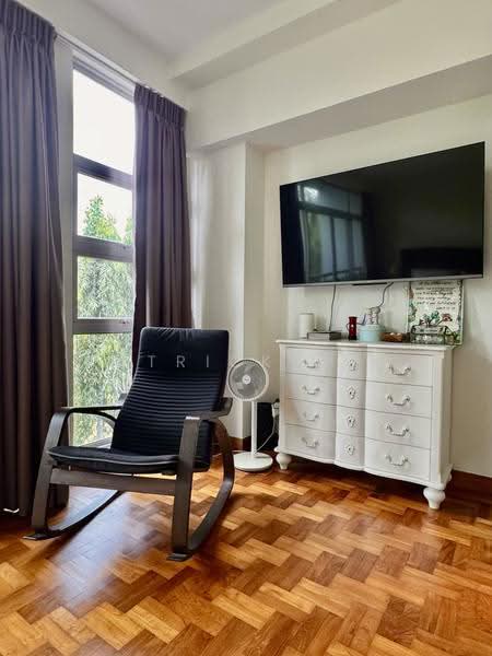 Springhill, Sembawang Walk, Sembawang / Yishun, 5 Bedrooms, 3,014 sqft, Terraced House For Sale, by Patrick Koh, 500253535 - Living Room - PropertyGuru.com.sg