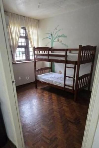 4 Lorong 7 Toa Payoh, 4 Lorong 7 Toa Payoh, Balestier / Toa Payoh, 3 Bedrooms, 732 sqft, HDB Flat For Sale, by Roger Lim S.P, 500253542 - Bedroom - PropertyGuru.com.sg