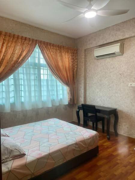 Changi Court, 698 Upper Changi Road East, Bedok / Upper East Coast, 2 Bedrooms, 980 sqft, Condominium For Rent, by Karen Neo, 500253548 - Bedroom - PropertyGuru.com.sg