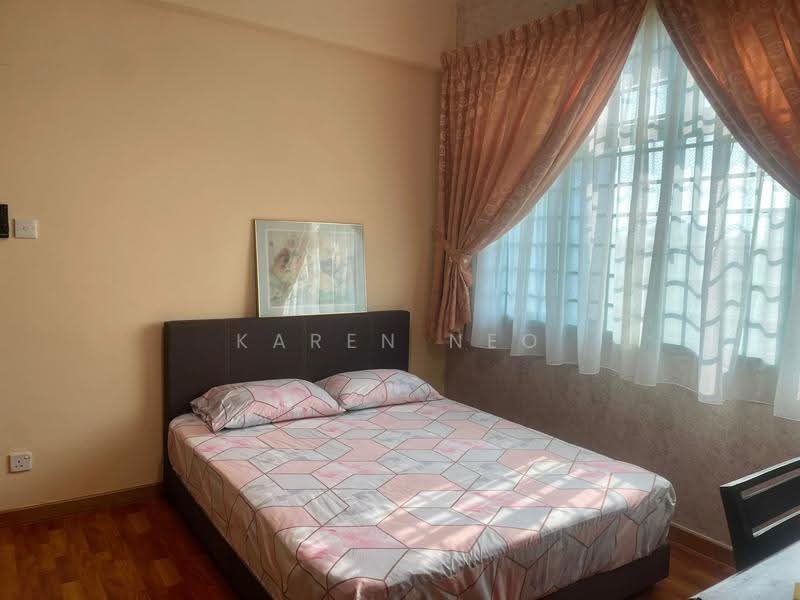 Changi Court, 698 Upper Changi Road East, Bedok / Upper East Coast, 2 Bedrooms, 980 sqft, Condominium For Rent, by Karen Neo, 500253548 - Bedroom - PropertyGuru.com.sg