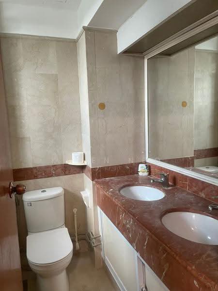 Changi Court, 698 Upper Changi Road East, Bedok / Upper East Coast, 2 Bedrooms, 980 sqft, Condominium For Rent, by Karen Neo, 500253548 - Bathroom - PropertyGuru.com.sg