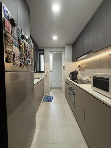 Riverfront Residences, 41 Hougang Avenue 7, Hougang / Punggol / Sengkang, 3 Bedrooms, 1,109 sqft, Condominium For Sale, by JJ Ivan Lim 林俊杰, 500253559 - Kitchen - PropertyGuru.com.sg