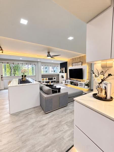 506 Jelapang Road, 506 Jelapang Road, Dairy Farm / Bukit Panjang / Choa Chu Kang, 3 Bedrooms, 1,302 sqft, HDB Flat For Sale, by Adam K, 500253560 - Living Room - PropertyGuru.com.sg