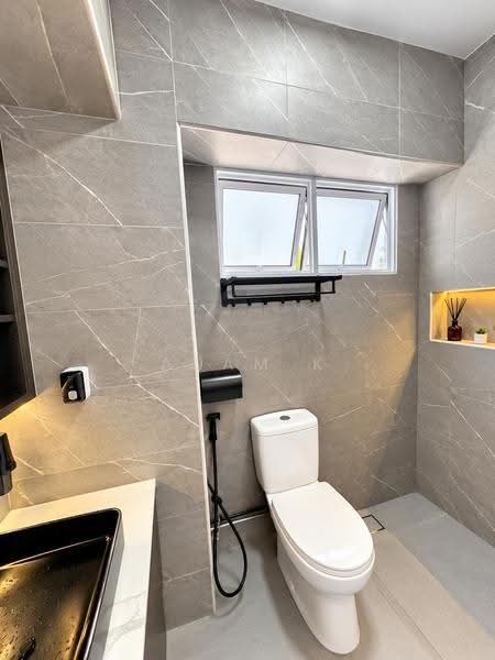 506 Jelapang Road, 506 Jelapang Road, Dairy Farm / Bukit Panjang / Choa Chu Kang, 3 Bedrooms, 1,302 sqft, HDB Flat For Sale, by Adam K, 500253560 - Bathroom - PropertyGuru.com.sg