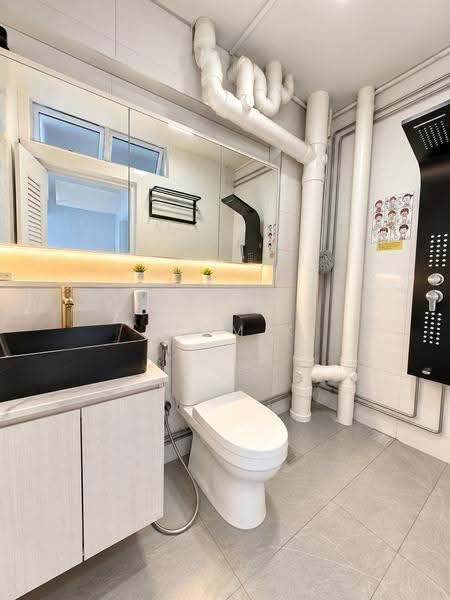 506 Jelapang Road, 506 Jelapang Road, Dairy Farm / Bukit Panjang / Choa Chu Kang, 3 Bedrooms, 1,302 sqft, HDB Flat For Sale, by Adam K, 500253560 - Bathroom - PropertyGuru.com.sg