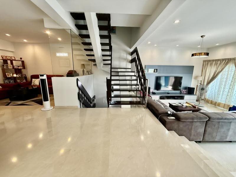 Golden Hill Estate, Li Hwan Drive, Hougang / Punggol / Sengkang, 4 Bedrooms, 2,500 sqft, Terraced House For Sale, by Evone Yap, 500253564 - Living Room - PropertyGuru.com.sg