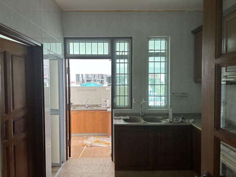 Wellington Park, Ellington Square, Ang Mo Kio / Bishan / Thomson, 4 Bedrooms, 3,300 sqft, Semi-Detached House For Sale, by Peter Lim, 500253569 - PropertyGuru.com.sg