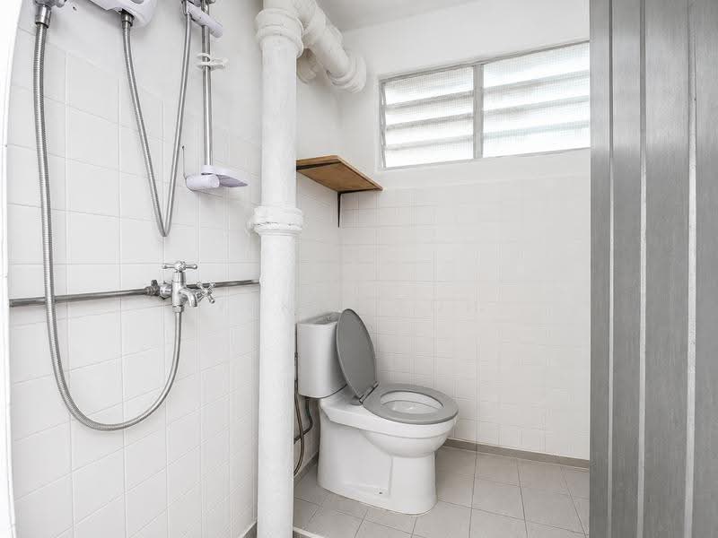 539 Bedok North Street 3, 539 Bedok North Street 3, Bedok / Upper East Coast, 2 Bedrooms, 732 sqft, HDB Flat For Rent, by Yuki Yeoh, 500253571 - Bathroom - PropertyGuru.com.sg
