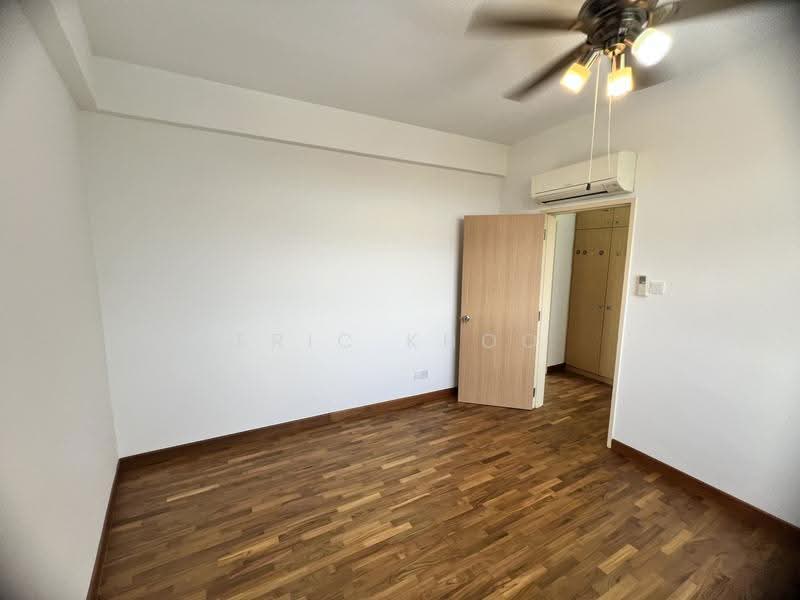 Mandarin Gardens, 5 Siglap Road, East Coast / Marine Parade, 2 Bedrooms, 829 sqft, Condominium For Sale, by Eric Khoo, 500253573 - Interior - PropertyGuru.com.sg