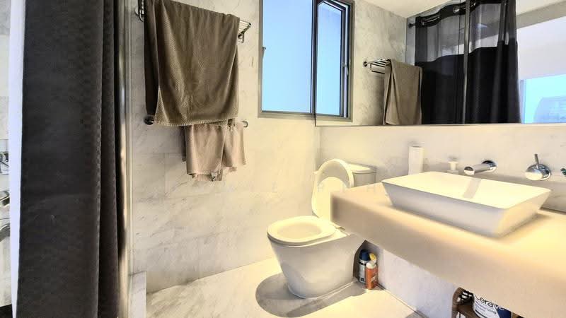 The Clift, 21 McCallum Street, Boat Quay / Raffles Place / Marina, 1 Bedroom, 753 sqft, Apartment For Sale, by Jamie Peh, 500253575 - Bathroom - PropertyGuru.com.sg