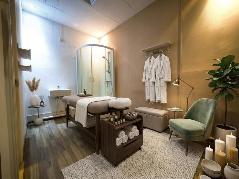 Midpoint Orchard, 220 Orchard Road, Orchard / River Valley, 786 sqft, Mall Shop For Sale, by Steeve Tan, 500253576 - Interior - CommercialGuru.com.sg