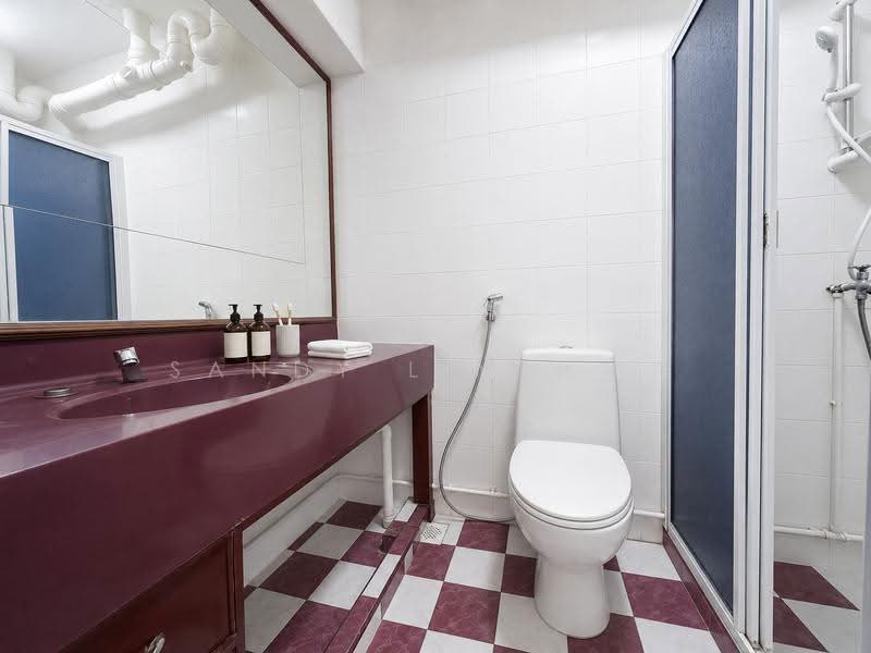 975 Hougang Street 91, 975 Hougang Street 91, Hougang / Punggol / Sengkang, 4 Bedrooms, 1,475 sqft, HDB Flat For Sale, by Sandy Lim 林莎莎, 500253581 - Master Bathroom - PropertyGuru.com.sg