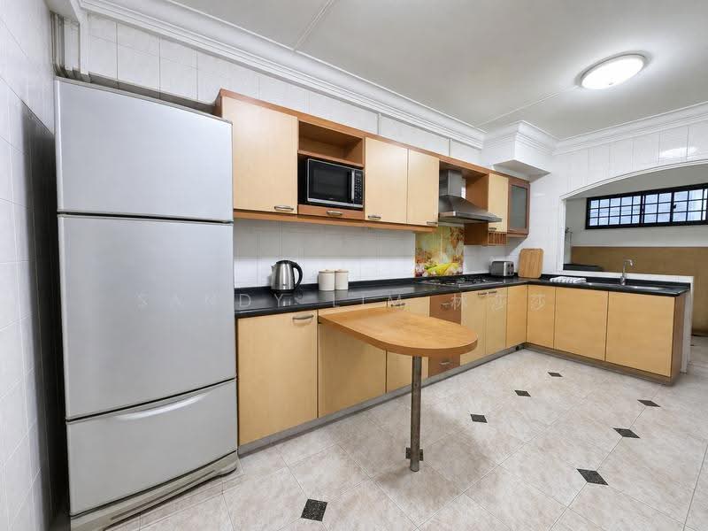 975 Hougang Street 91, 975 Hougang Street 91, Hougang / Punggol / Sengkang, 4 Bedrooms, 1,475 sqft, HDB Flat For Sale, by Sandy Lim 林莎莎, 500253581 - Kitchen - PropertyGuru.com.sg
