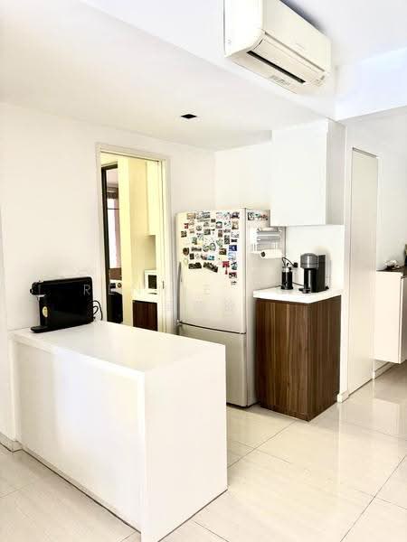 4 bedroom condo in Sengkang for sale, Sengkang East Ave, Hougang / Punggol / Sengkang, 4 Bedrooms, 1,259 sqft, Condominium For Sale, by Rennie Goh 吴蕊玲, 500253587 - Kitchen - PropertyGuru.com.sg