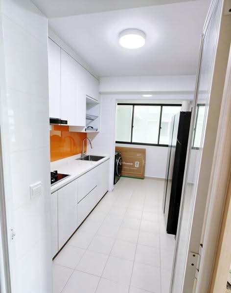120B Punggol Edge, 120B Edgedale Plains, Hougang / Punggol / Sengkang, Room Rental, 100 sqft, HDB Flat For Rent, by Helen HU, 500253601 - Kitchen - PropertyGuru.com.sg