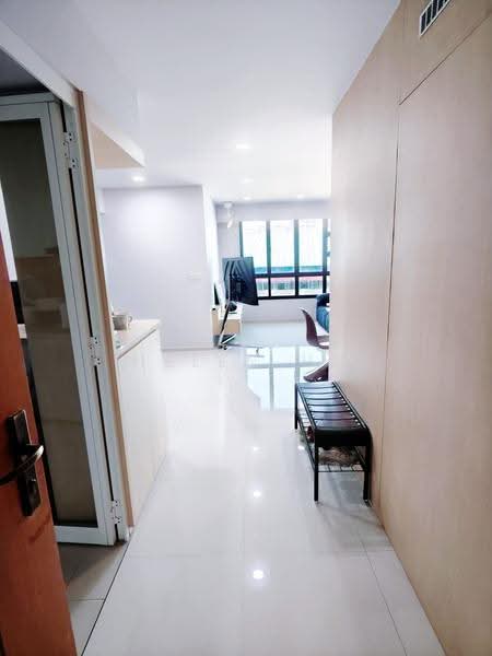 120B Punggol Edge, 120B Edgedale Plains, Hougang / Punggol / Sengkang, Room Rental, 100 sqft, HDB Flat For Rent, by Helen HU, 500253601 - Entrance - PropertyGuru.com.sg