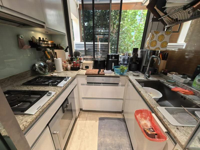 Seahill, 107 West Coast Crescent, Buona Vista / West Coast / Clementi New Town, 4 Bedrooms, 1,615 sqft, Corner Terrace For Sale, by Ben XIA 夏天鹏, 500253603 - Kitchen - PropertyGuru.com.sg