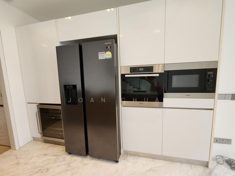 Skypark @ Somerset, 22 Saint Thomas Walk, Orchard / River Valley, 4 Bedrooms, 3,347 sqft, Apartment For Rent, by Joan Chua, 500253606 - Kitchen - PropertyGuru.com.sg
