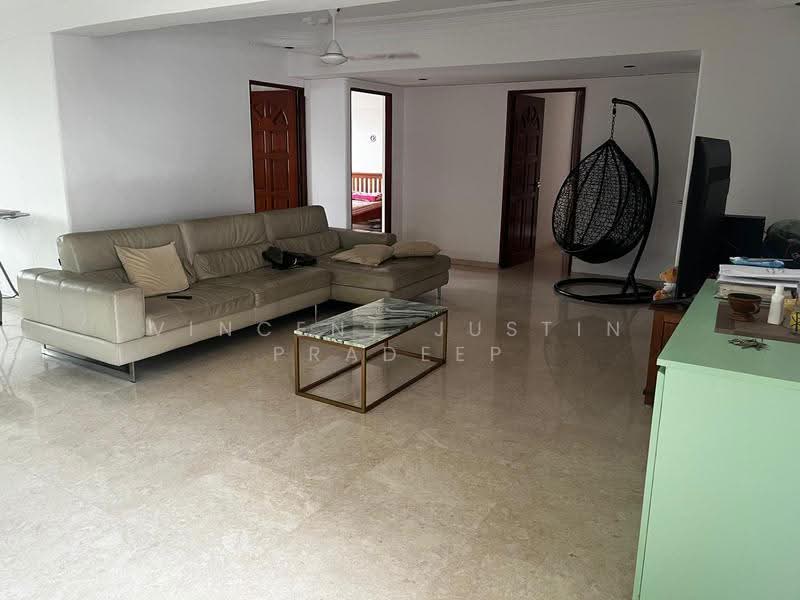 9 Bedok South Avenue 2, 9 Bedok South Avenue 2, Bedok / Upper East Coast, 3 Bedrooms, 1,432 sqft, HDB Flat For Sale, by Vincent Justin Pradeep, 500253615 - Living Room - PropertyGuru.com.sg
