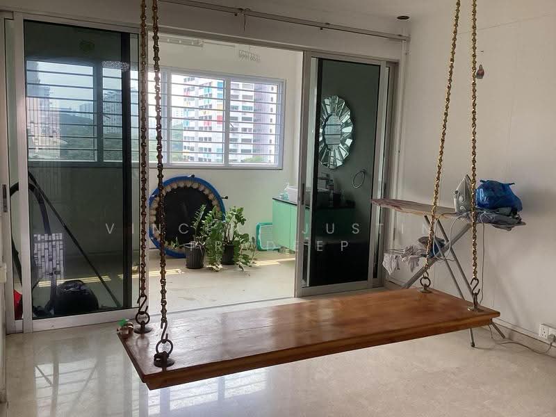 9 Bedok South Avenue 2, 9 Bedok South Avenue 2, Bedok / Upper East Coast, 3 Bedrooms, 1,432 sqft, HDB Flat For Sale, by Vincent Justin Pradeep, 500253615 - Balcony - PropertyGuru.com.sg