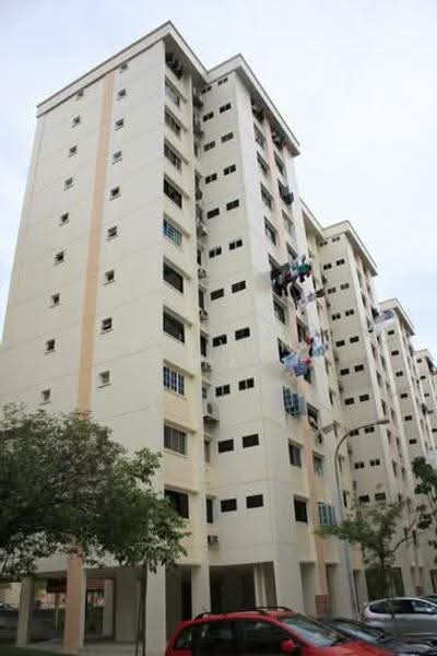 642 Yishun Street 61, 642 Yishun Street 61, Sembawang / Yishun, Room Rental, 130 sqft, HDB Flat For Rent, by Steven Choo, 500253617 - Exterior - PropertyGuru.com.sg