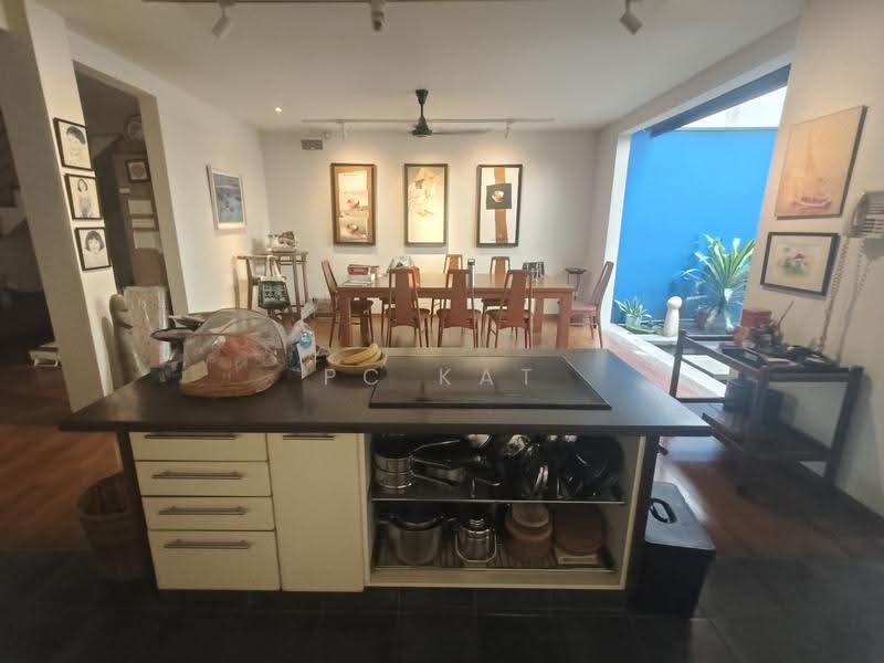 Pasir Ris Beach Park, 67 Pasir Ris Terrace, Pasir Ris / Tampines, 5 Bedrooms, 4,865 sqft, Terraced House For Sale, by PC Kat, 500253622 - Kitchen - PropertyGuru.com.sg