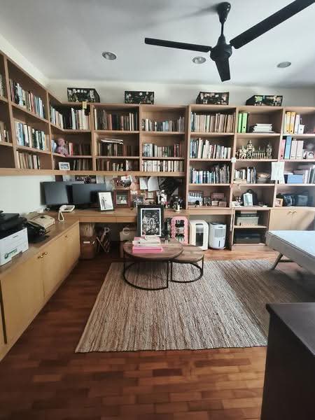 Pasir Ris Beach Park, 67 Pasir Ris Terrace, Pasir Ris / Tampines, 5 Bedrooms, 4,865 sqft, Terraced House For Sale, by PC Kat, 500253622 - Study - PropertyGuru.com.sg