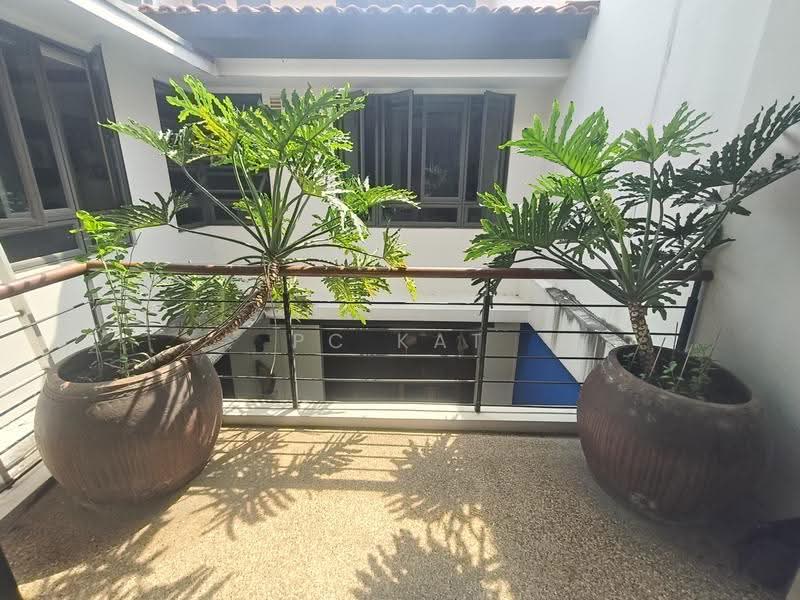 Pasir Ris Beach Park, 67 Pasir Ris Terrace, Pasir Ris / Tampines, 5 Bedrooms, 4,865 sqft, Terraced House For Sale, by PC Kat, 500253622 - Balcony - PropertyGuru.com.sg