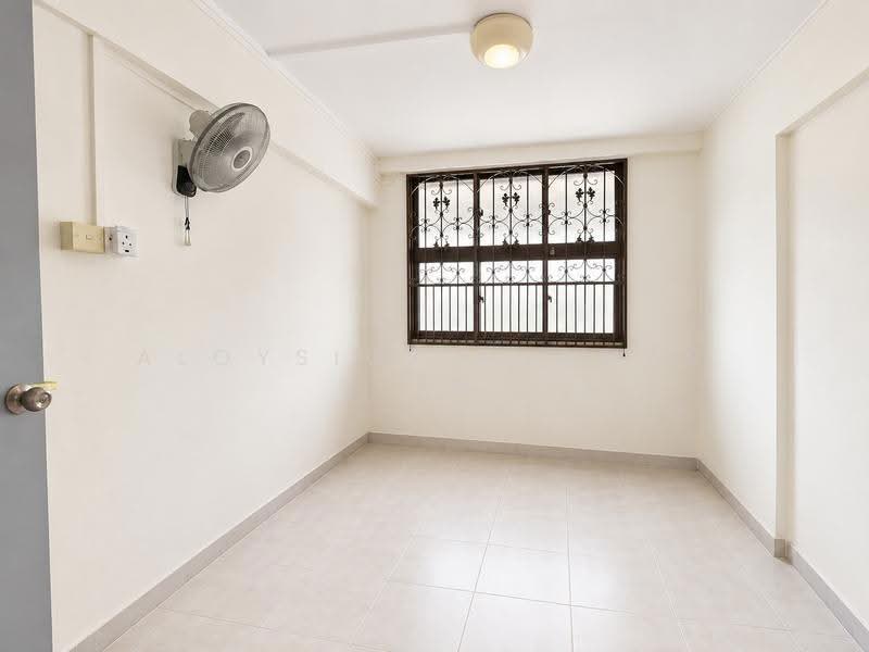 722 Yishun Street 71, 722 Yishun Street 71, Sembawang / Yishun, 2 Bedrooms, 689 sqft, HDB Flat For Sale, by Aloysius Thomas Tan, 500253623 - Interior - PropertyGuru.com.sg