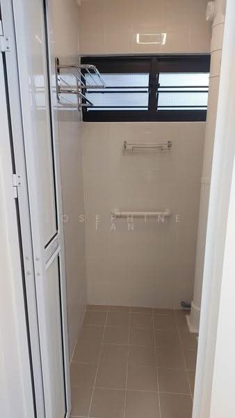 75 Bedok North Road, 75 Bedok North Road, Bedok / Upper East Coast, 2 Bedrooms, 635 sqft, HDB Flat For Rent, by Josephine Tan, 500253625 - Bathroom - PropertyGuru.com.sg
